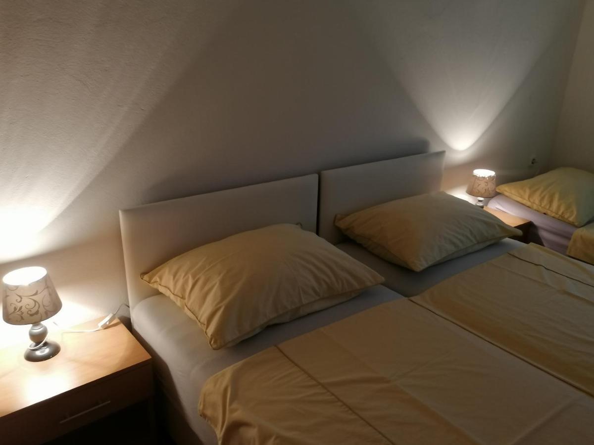 Apartmani Ivana Senj Senj  Bagian luar foto