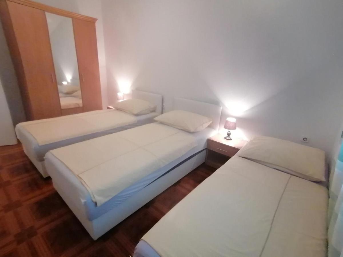 Apartmani Ivana Senj Senj  Bagian luar foto