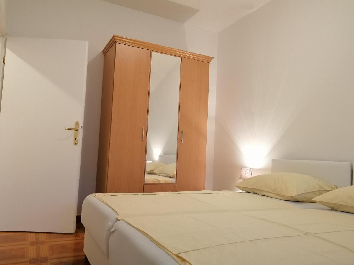 Apartmani Ivana Senj Senj  Bagian luar foto